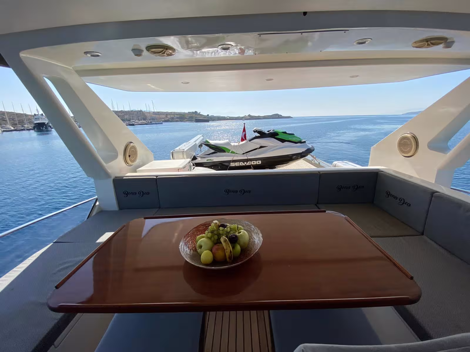 Bodrum Superyacht 10 Guests &mdash; 3