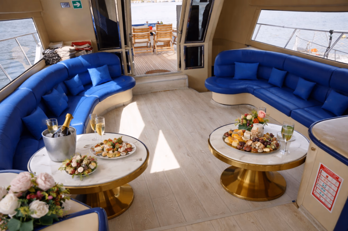 Private 24m Motor Yacht in Ayvansaray, Istanbul &mdash; 6