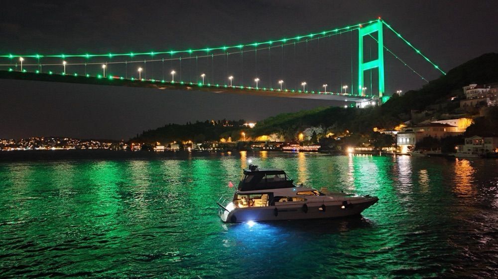 Custom 16m Motor Yacht &mdash; 6