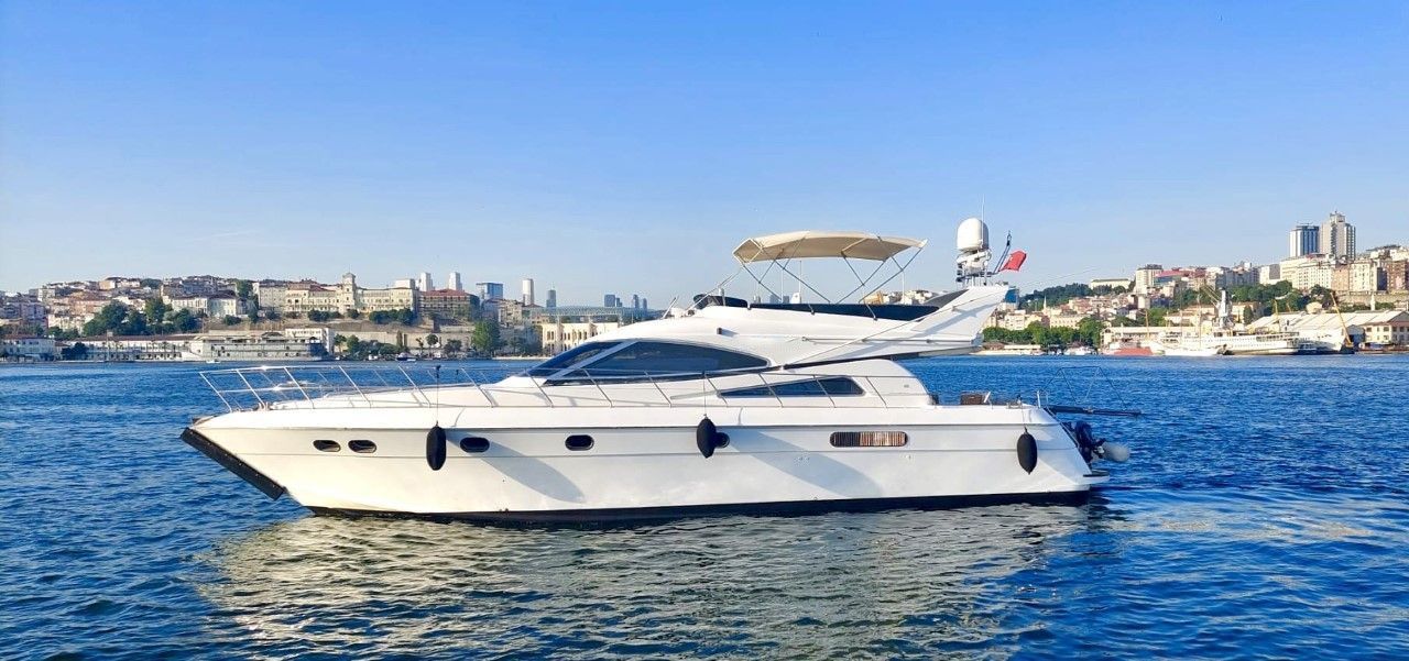 Custom 19m Motor Yacht &mdash; 5