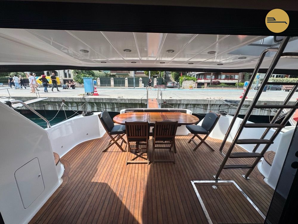 Custom 22m Motor Yacht &mdash; 5
