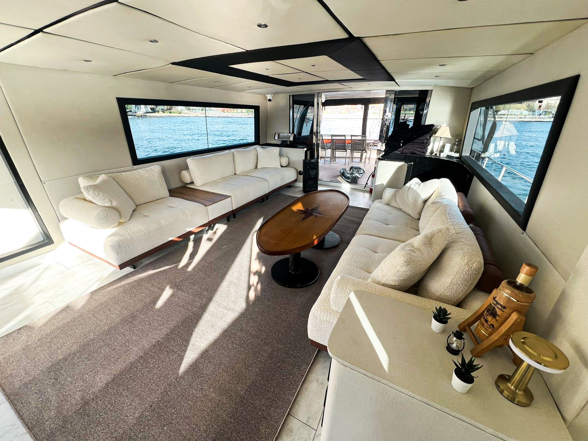 Yate a motor privado de 22m en Istanbul &mdash; 6