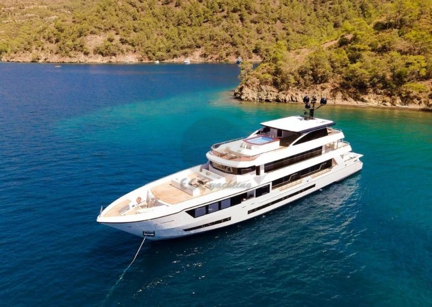 Bodrum motor yacht 6 guests &mdash; 2
